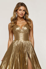 Goldenes Metallic Plissee Ballkleid in A-Linie