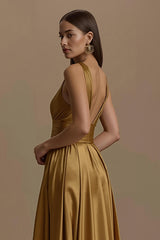 Goldenes Satin V-Ausschnitt Rückenfreies Langes Feiertags Partykleid
