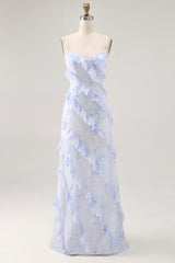 Blaue Blume Spaghettiträger Bedrucktes Hochzeitsgastkleid mit Rüschen