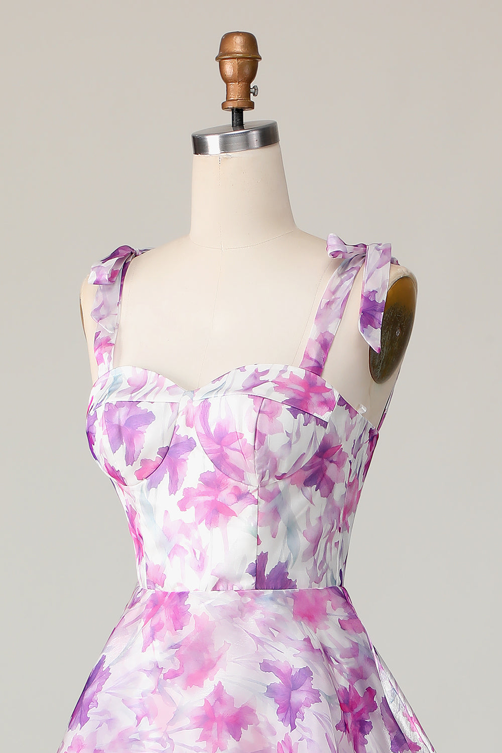 Lila Blume A Linie Gestuftes Langes Hochzeitsgastkleid mit Trägern Schleifen