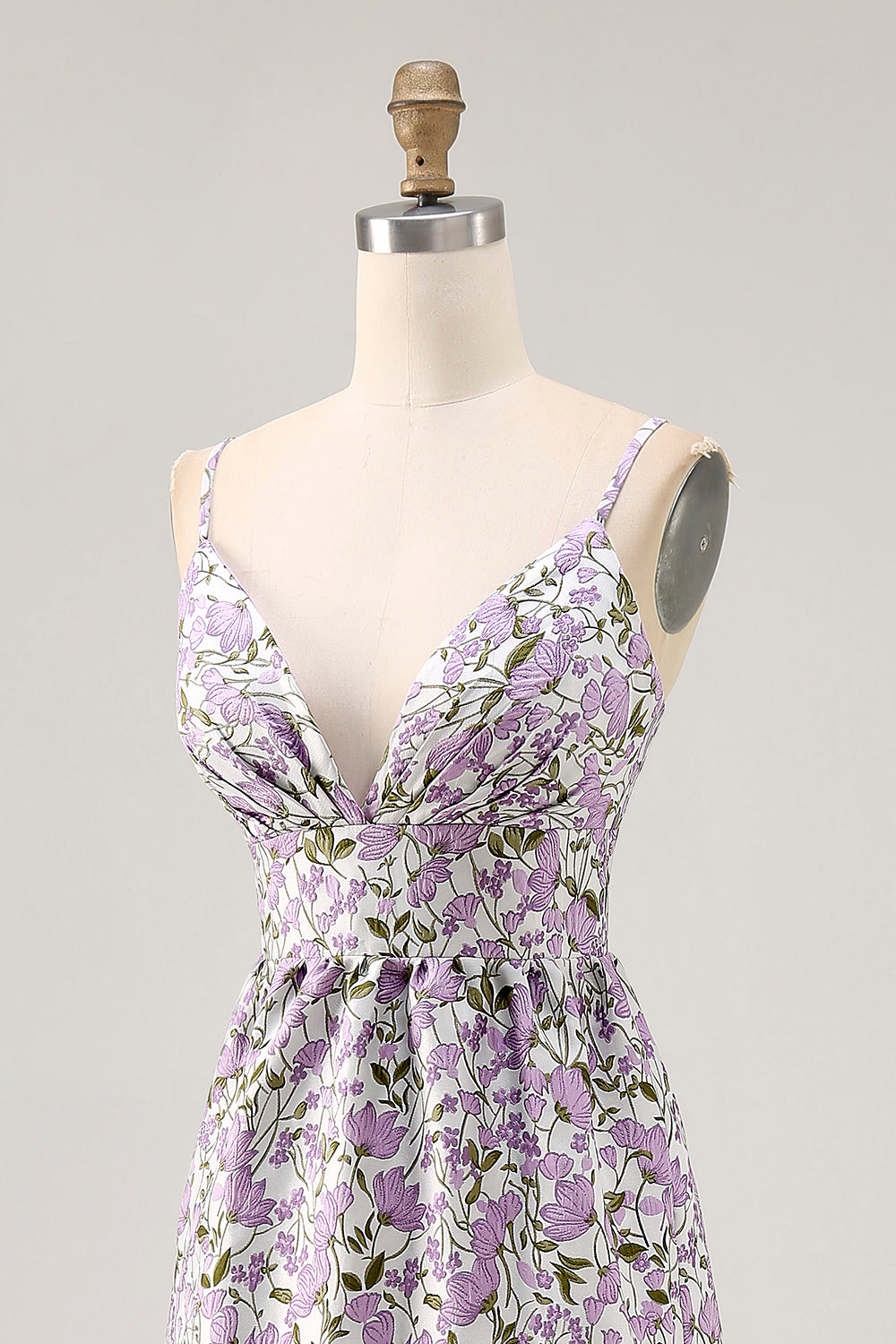 Lila Blume A Linie Bedrucktes Spaghettiträger Hochzeitsgastkleid