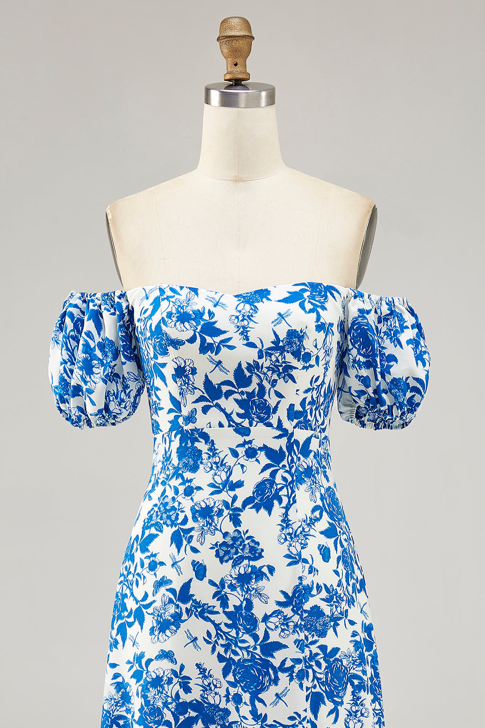 Schulterfreies Blaues Hochzeitsgastkleid mit Blumendruck und Schlitz