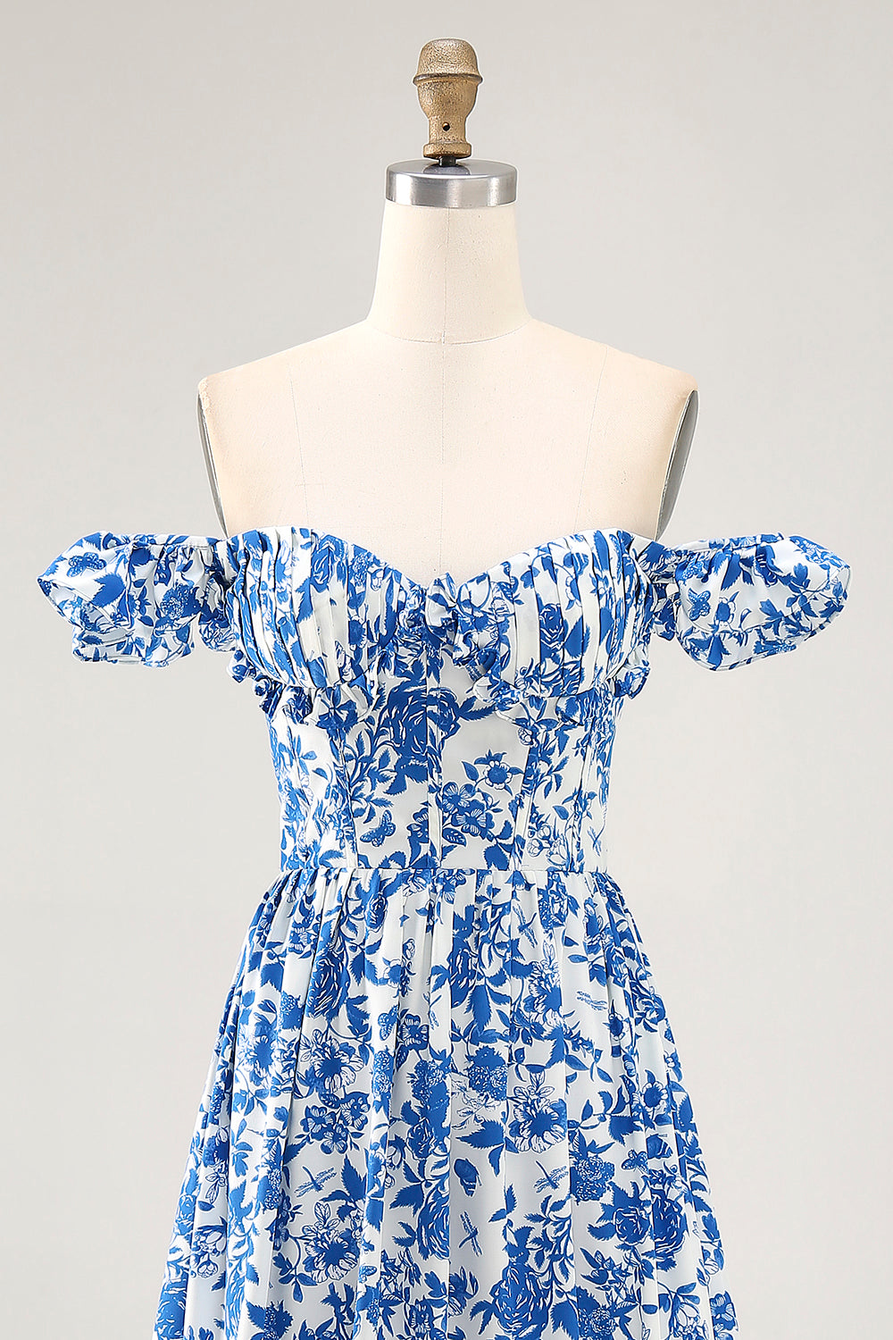 Schulterfreies Bedrucktes Blaues Hochzeitsgastkleid mit Rüschen und Schlitz