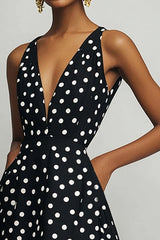 A-Linie Schwarz Weißes Kleid mit V-Ausschnitt und Polka Dots