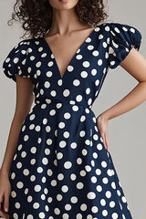 Marineblaues weißes A-Linie Polka-Dots Kleid mit Puffärmeln