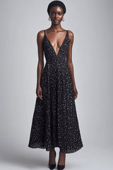Schwarzes Langes A-Linie Weißes Polka Dots Kleid mit V-Ausschnitt