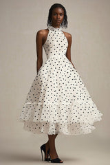 A Linie Rüschen Kleid mit hohem Ausschnitt in Weiß Schwarz mit Polka Dots