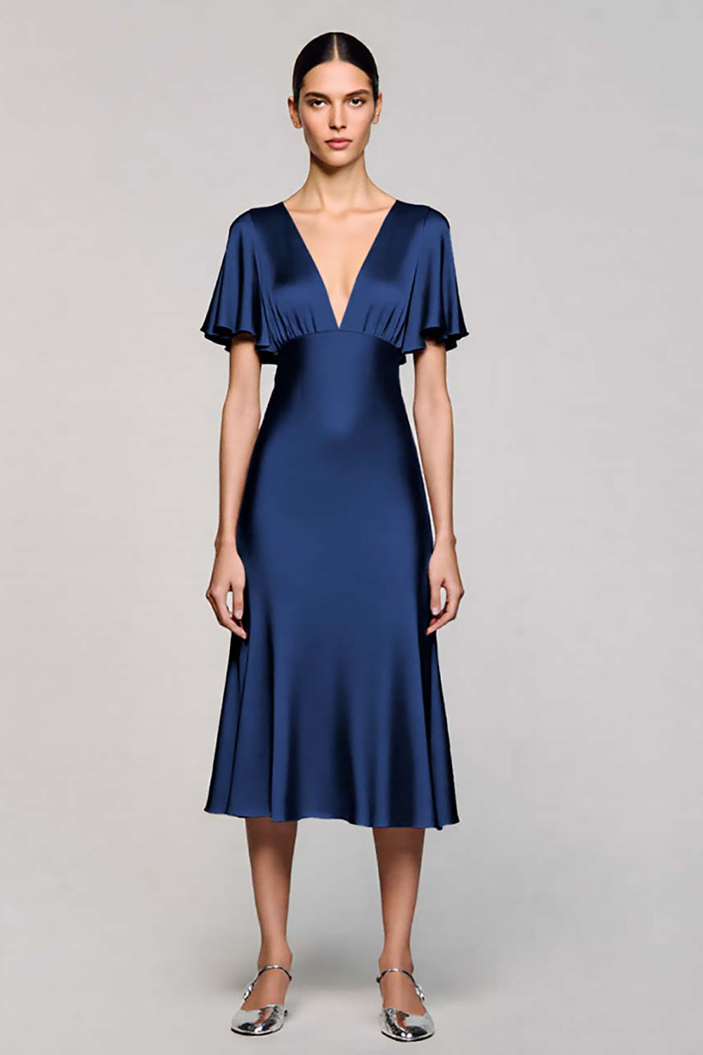 A Linie Kurzärmeliges Graues Midi Ballkleid mit Rüschen