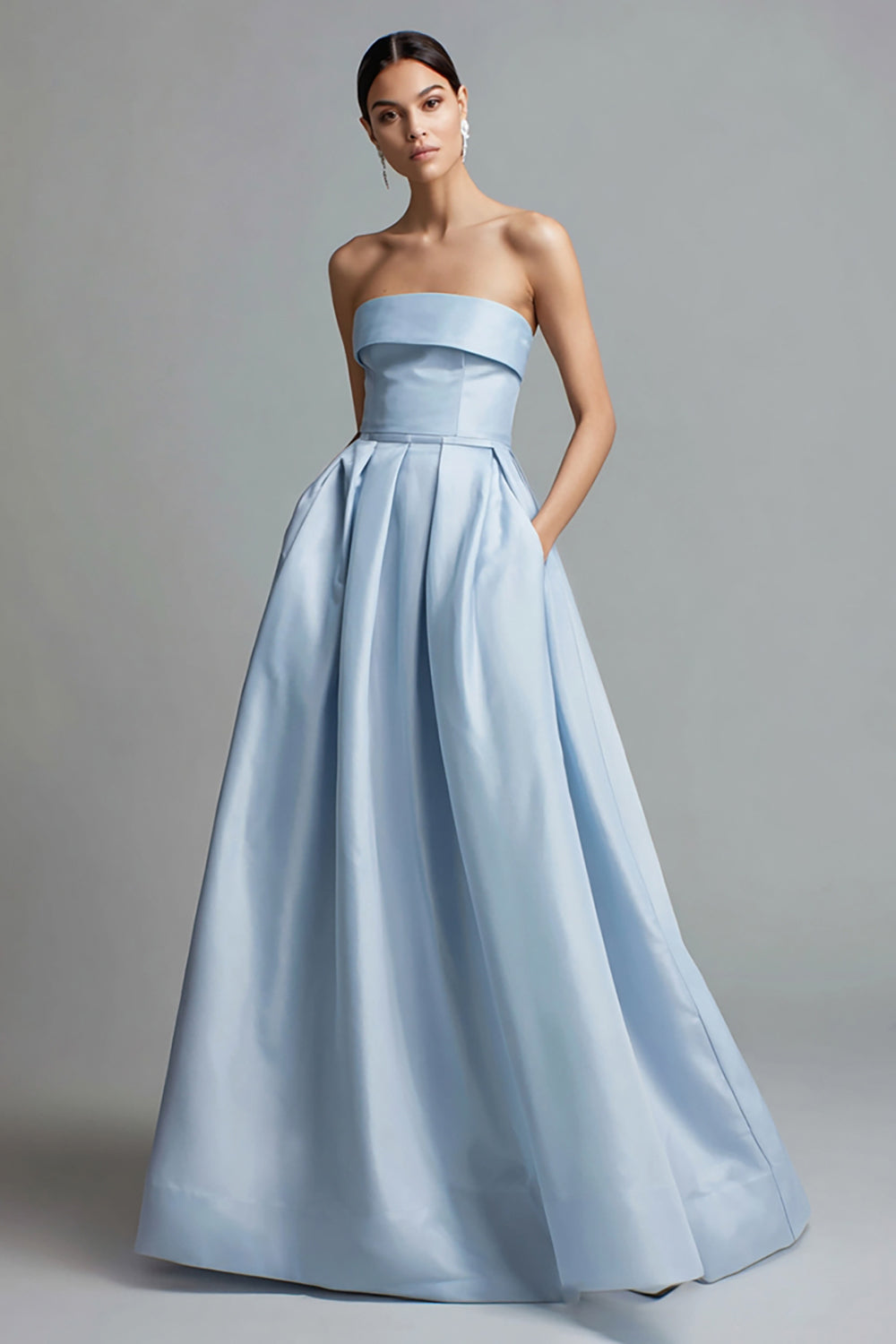 Trägerloses Himmelblaues Ballkleid aus Satin in A-Linie