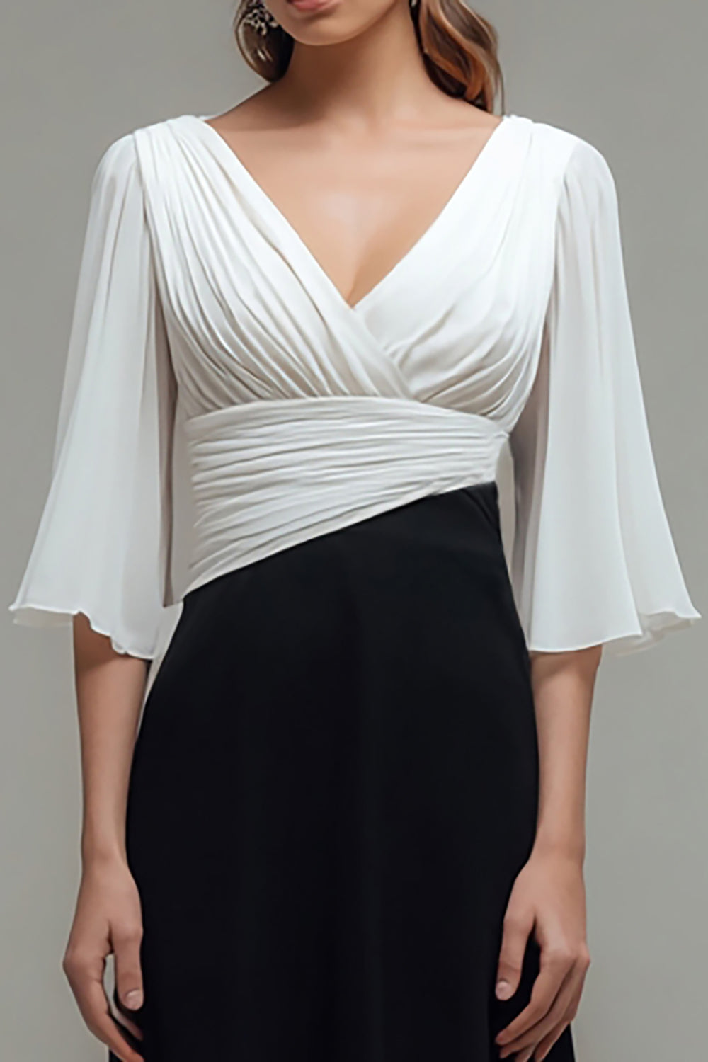 Schwarz Weiß Chiffon Plissee A-Linie V-Ausschnitt Formelles Kleid