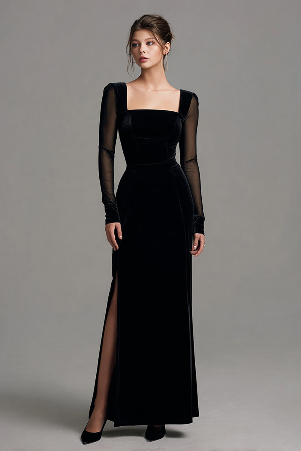 Schwarzes Langes Ballkleid mit Schlitz und langen Ärmeln aus Samt