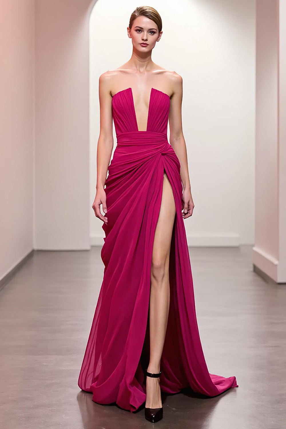Rosa Gerafftes Trägerloses Abendkleid mit Schlitz