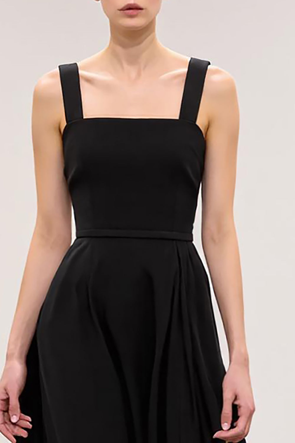 Schwarzes Langes A-Linie Abendkleid mit quadratischem Ausschnitt