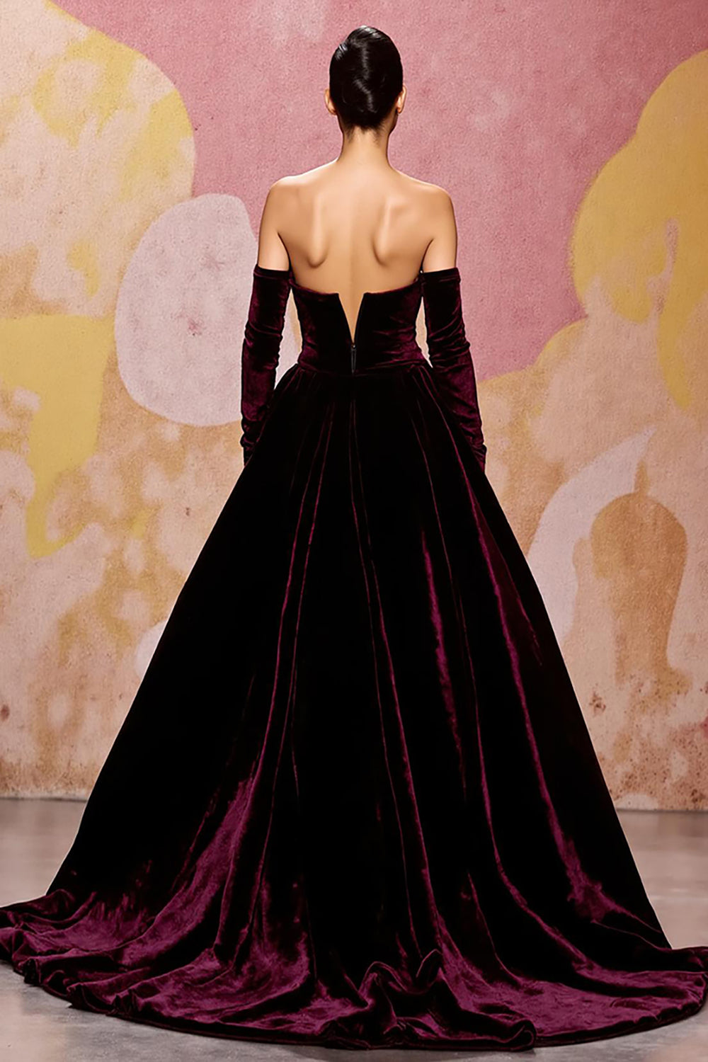 Herzförmiges Dunkelrotes Abendkleid aus Samt in A-Linie
