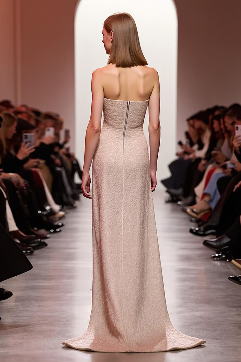 A-Linie Champagner Trägerloses Pailletten Abendkleid mit Schlitz