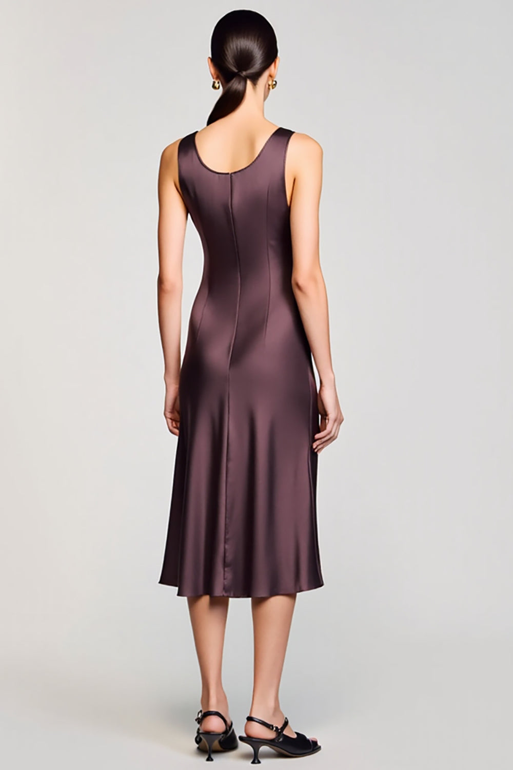Braunes Midi Kleid für Hochzeitsgäste mit quadratischem Ausschnitt