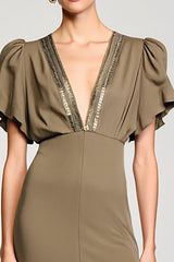 Olive Etui Midi Kleid für Hochzeitsgäste mit V-Ausschnitt und Pailletten