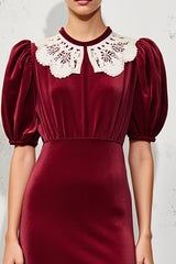 Dunkelrotes A-Linie Hochzeitsgastkleid aus Samt
