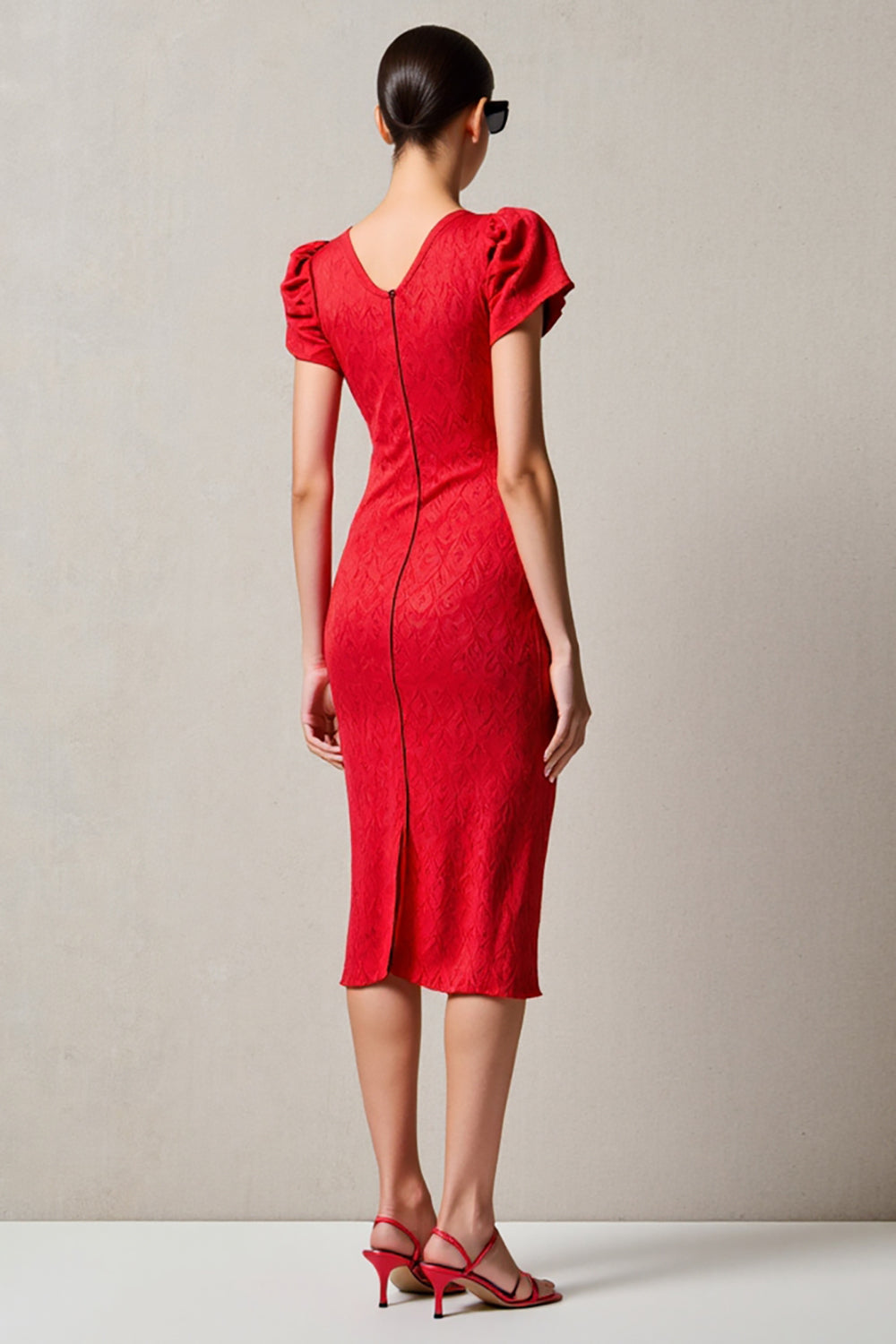 Rotes Etui Midi Kleid für Hochzeitsgäste mit Wasserfallausschnitt