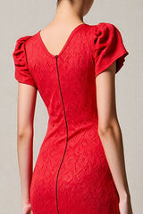 Rotes Etui Midi Kleid für Hochzeitsgäste mit Wasserfallausschnitt