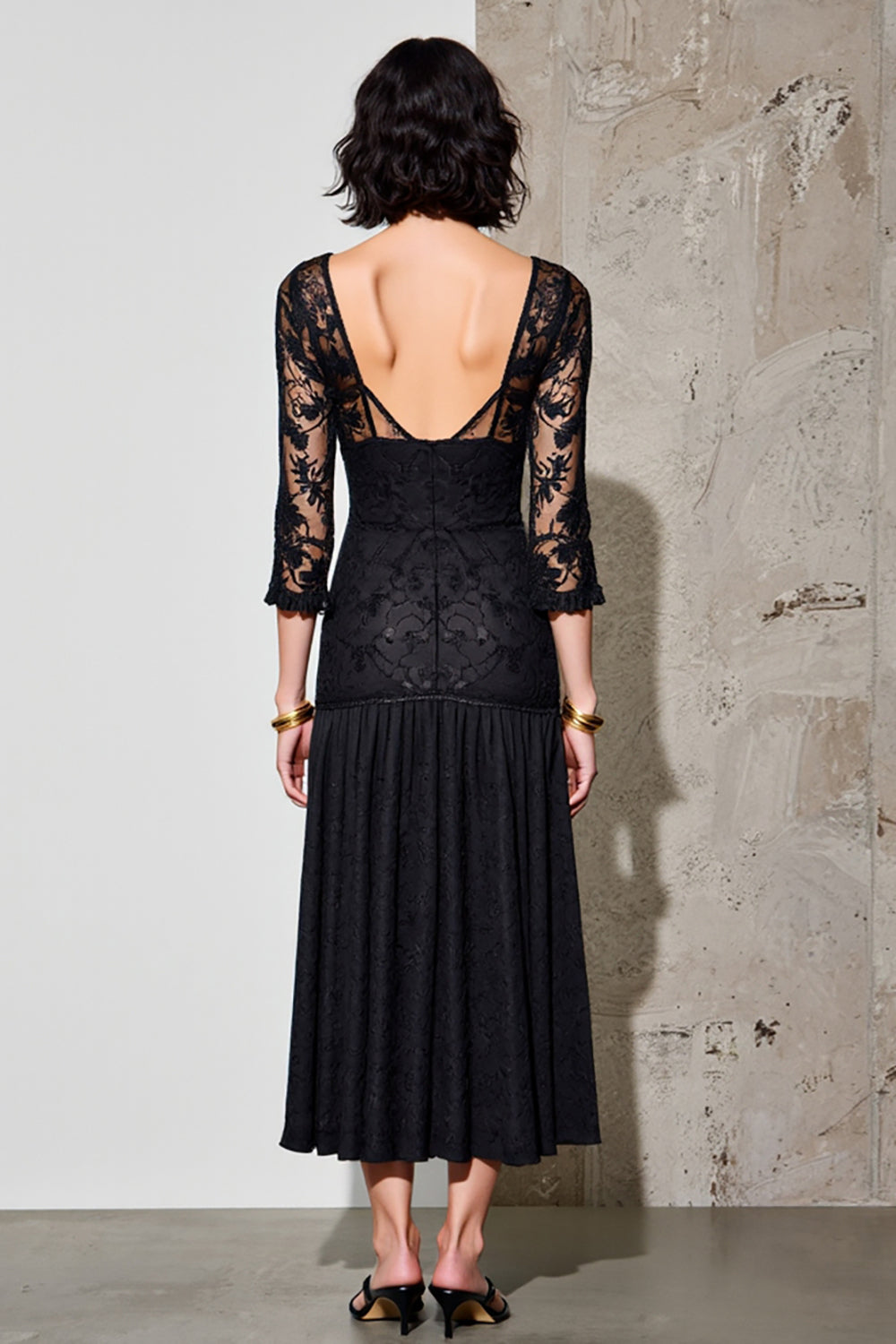 Schwarzes Etui Midi Kleid für Hochzeitsgäste mit Spitze