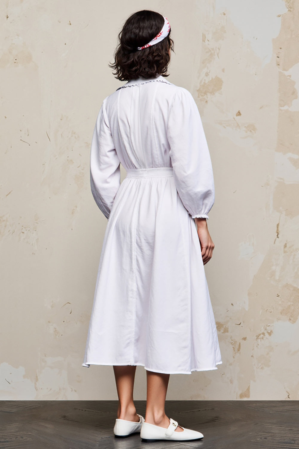 Weißes Einfaches Langärmeliges A-Linie Hochzeitsgastkleid