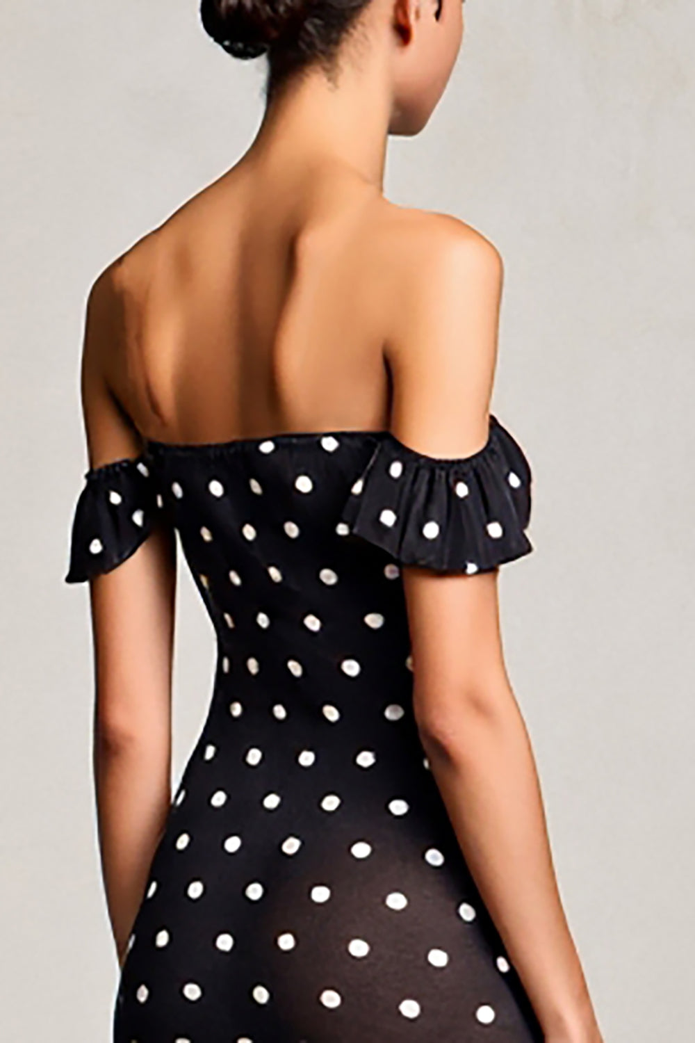 Schwarzes Schulterfreies Etui Polka Dots Hochzeitsgastkleid