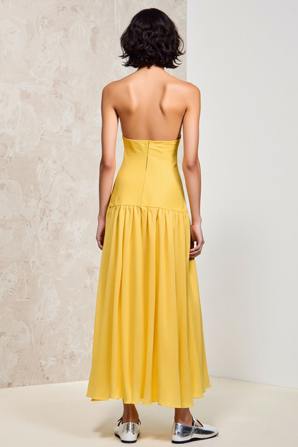 Gelbes Trägerloses Gerafftes A-Linie Hochzeitsgastkleid