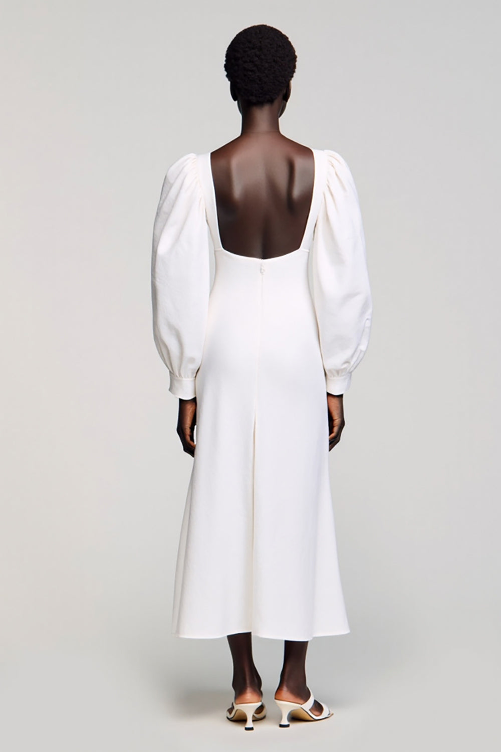 Weißes A-Linie Hochzeitsgastkleid mit langen Ärmeln