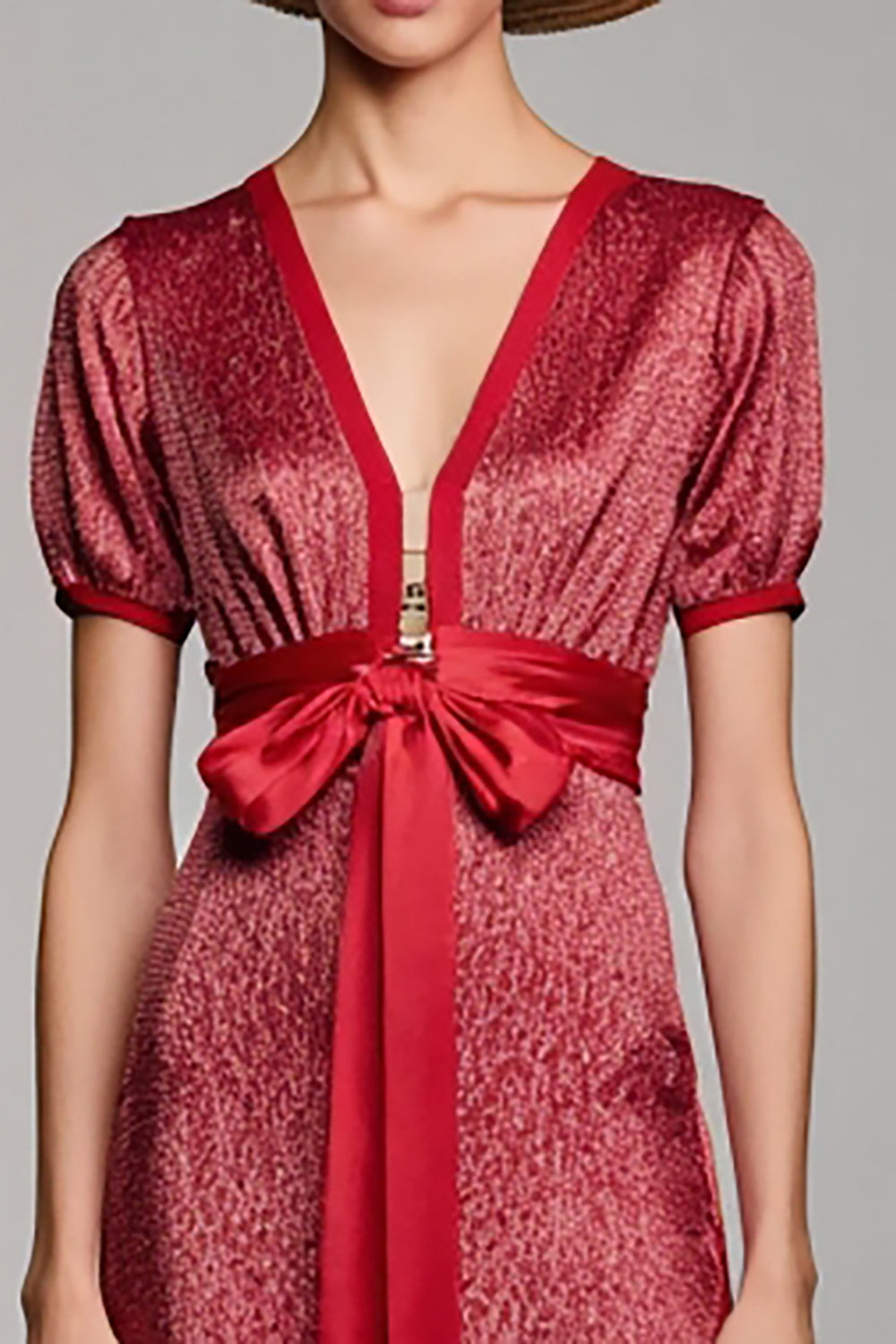 Rotes Langes Hochzeitsgastkleid aus Satin mit V-Ausschnitt und Ärmeln