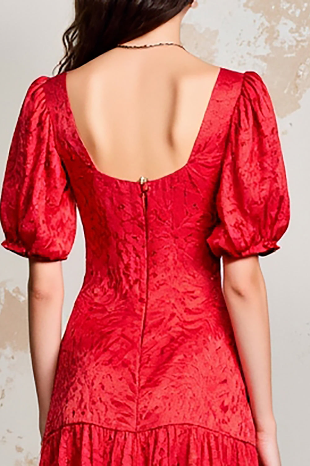 Rotes Satin Langes Hochzeitsgastkleid mit quadratischem Ausschnitt