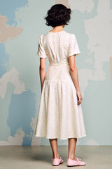 Elfenbein Hochzeitsgastkleid mit Rüschen in A-Linie