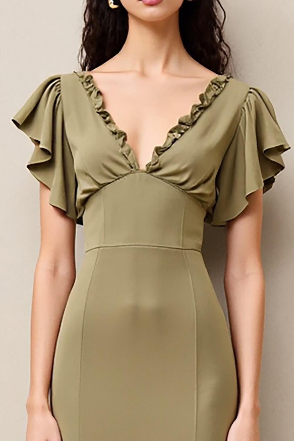 Olive A Linie Langes Hochzeitsgastkleid mit Rüschen