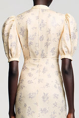 Aprikose A Linie Hochgeschlossenes Hochzeitsgastkleid mit Druck und Schleife