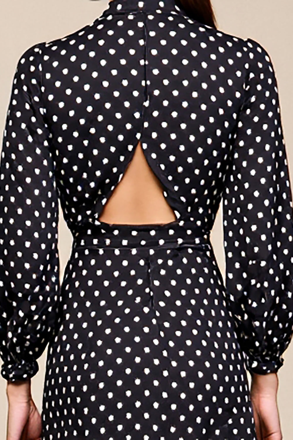 Schwarzes Polka Dot Langarm A-Linie Hochzeitsgastkleid