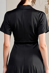 A Linie V-Ausschnitt Midi Schwarzes Hochzeitsgastkleid mit Schärpe