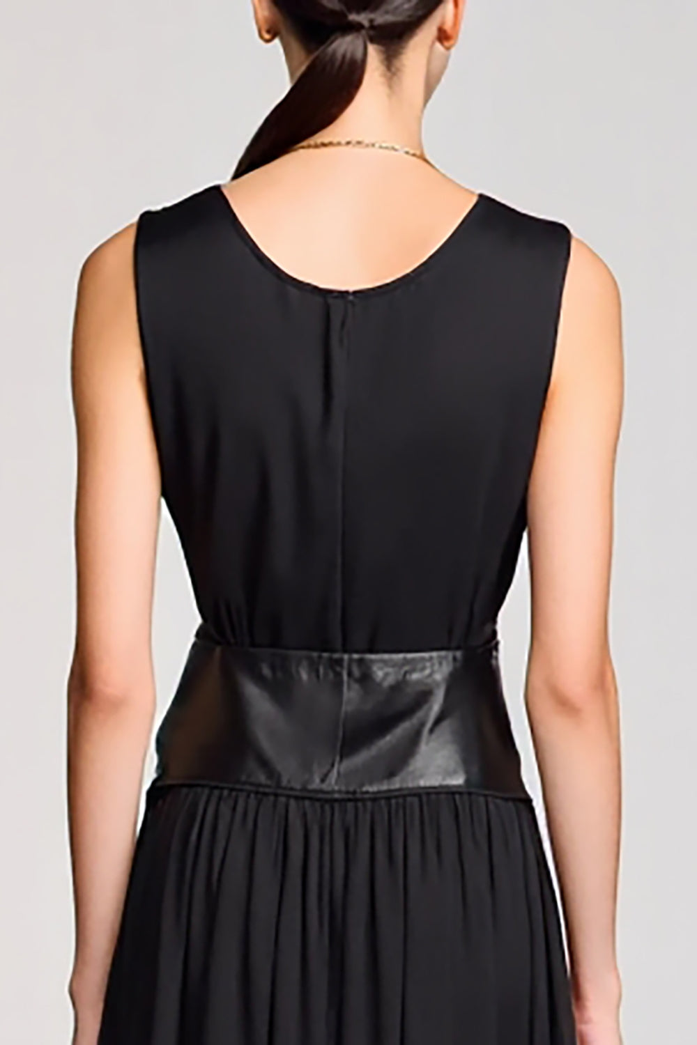 Schwarzes Einfaches Langes Hochzeitsgastkleid mit Rundhalsausschnitt