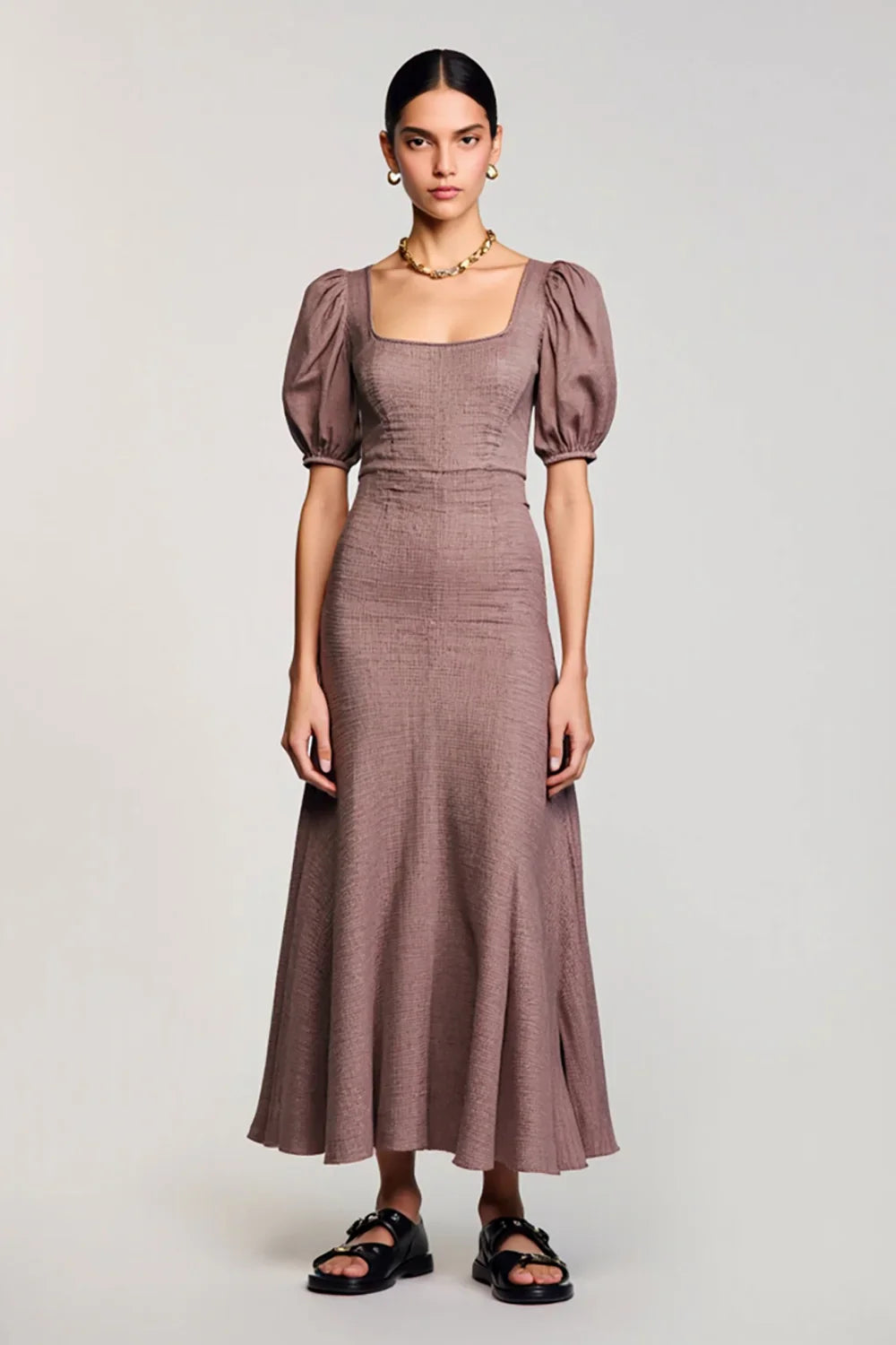 Kaffee A Linie Langes Hochzeitsgastkleid mit quadratischem Ausschnitt und Puffärmeln
