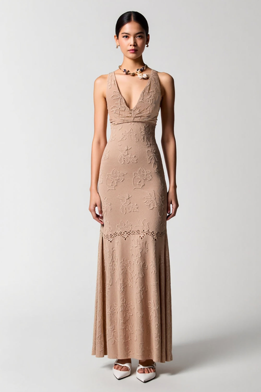 Desert Rose Jacquard Kleid für Hochzeitsgäste mit V-Ausschnitt