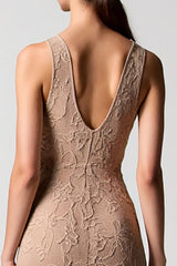 Desert Rose Jacquard Kleid für Hochzeitsgäste mit V-Ausschnitt
