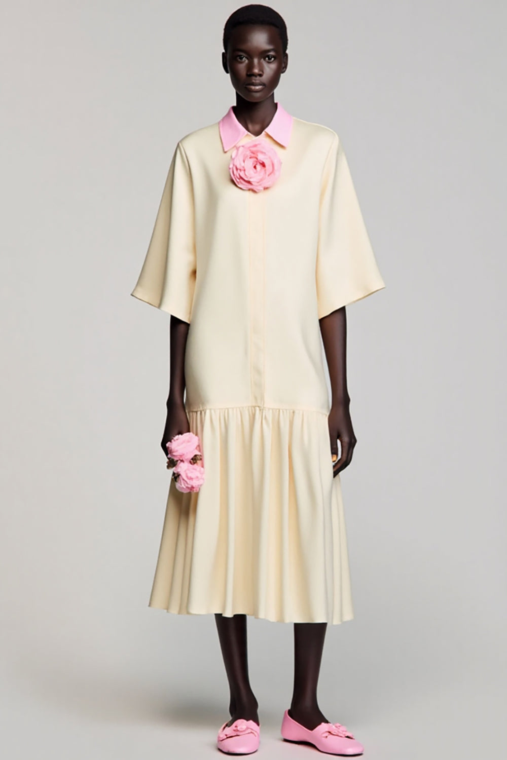 Elfenbein Hochzeitsgastkleid aus Baumwolle mit Blumenhochzeit