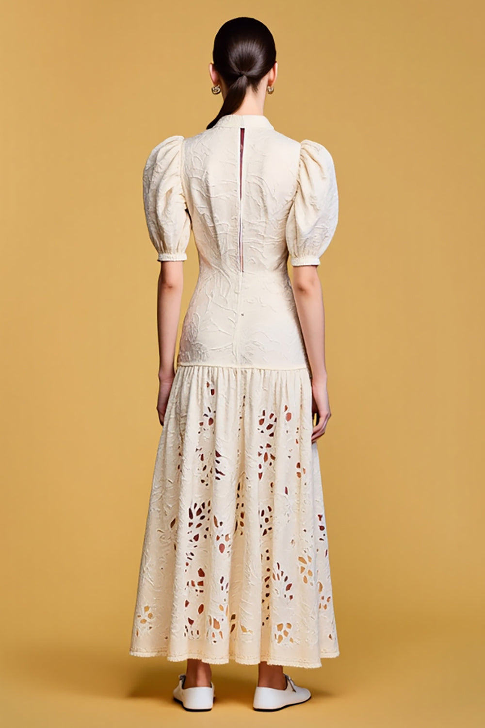 Spitze Elfenbein A Linie Hochzeitsgastkleid