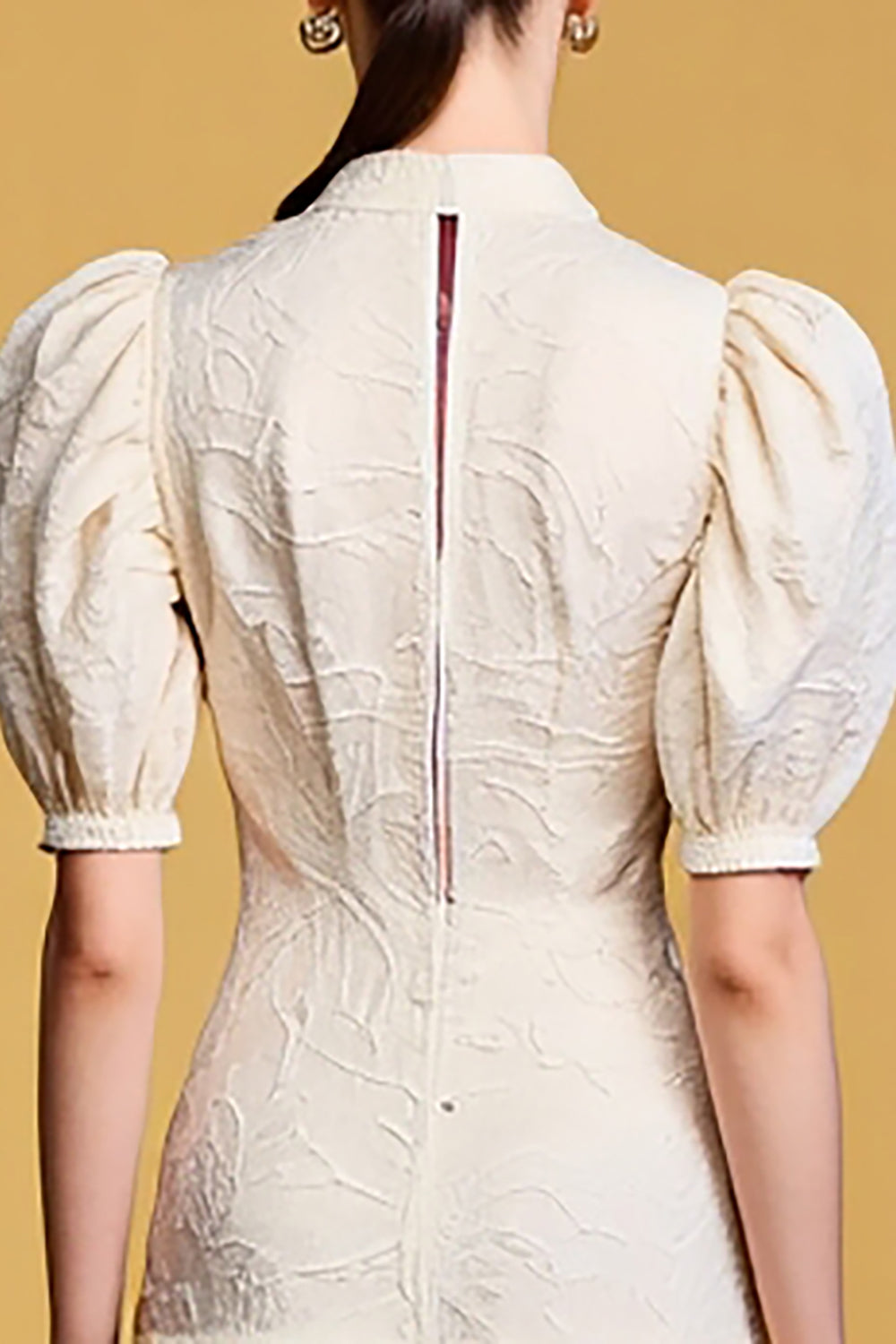 Spitze Elfenbein A Linie Hochzeitsgastkleid