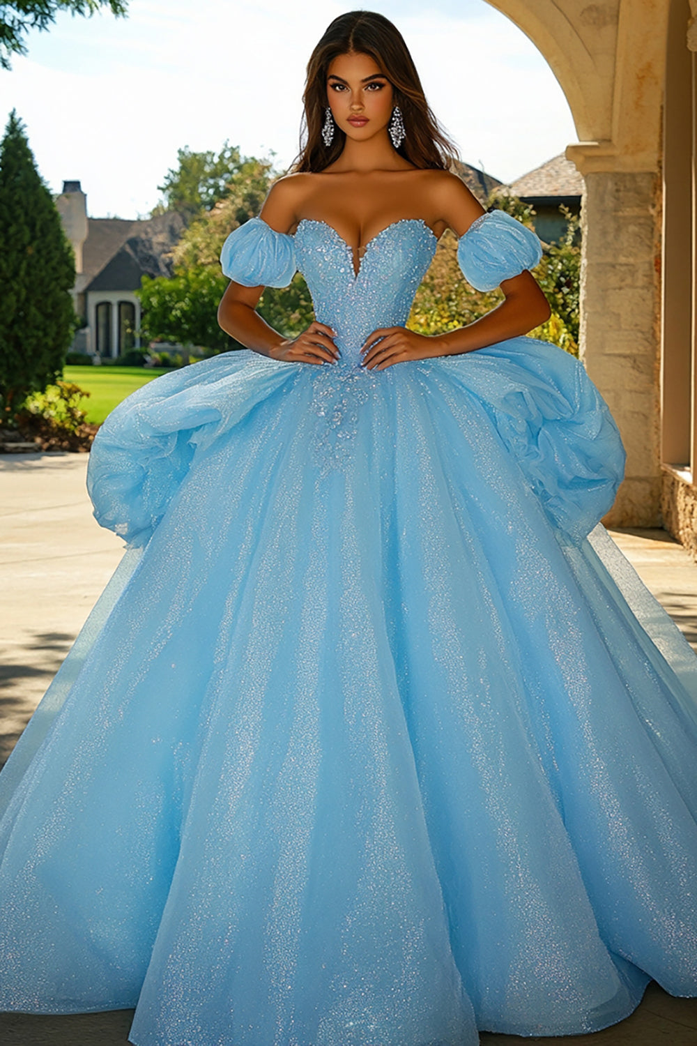 Ballkleid Trägerloses Himmelblaues Pailletten Quinceanera Kleid