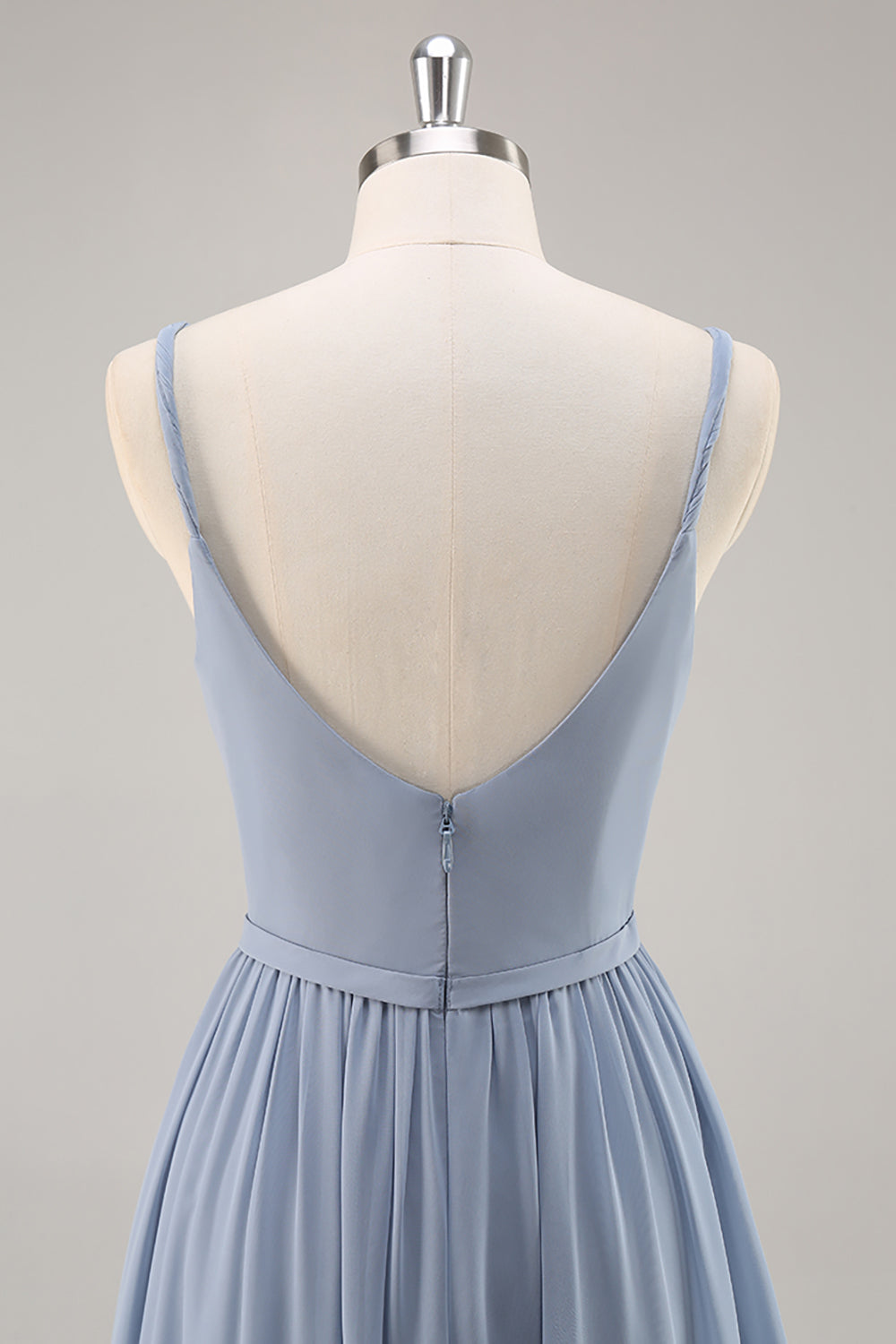 Graublaues Langes Brautjungfernkleid aus Chiffon mit Rüschen und Schlitz