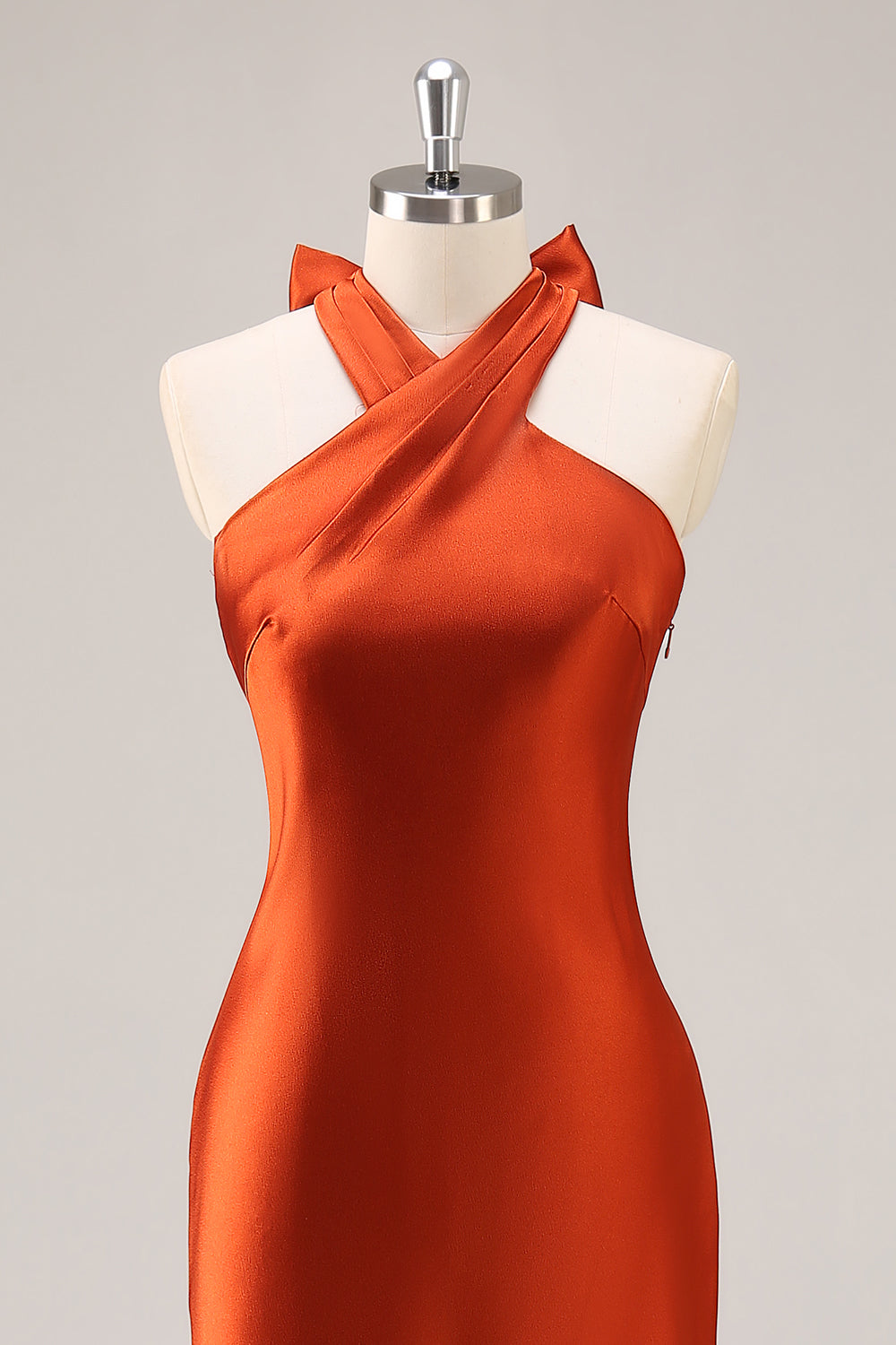 Rost Satin Neckholder Meerjungfrau Langes Brautjungfernkleid mit Schleife