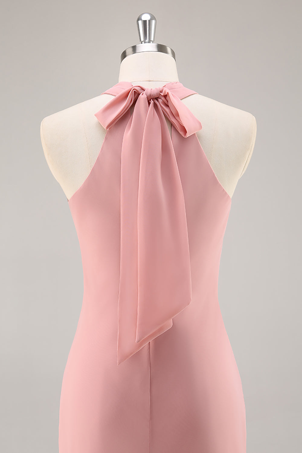 Blush Neckholder Meerjungfrau Chiffon Langes Brautjungfernkleid mit Schleife