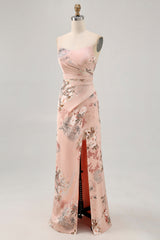 Blush Blumen Trägerloses Etui Brautjungfernkleid mit Schlitz