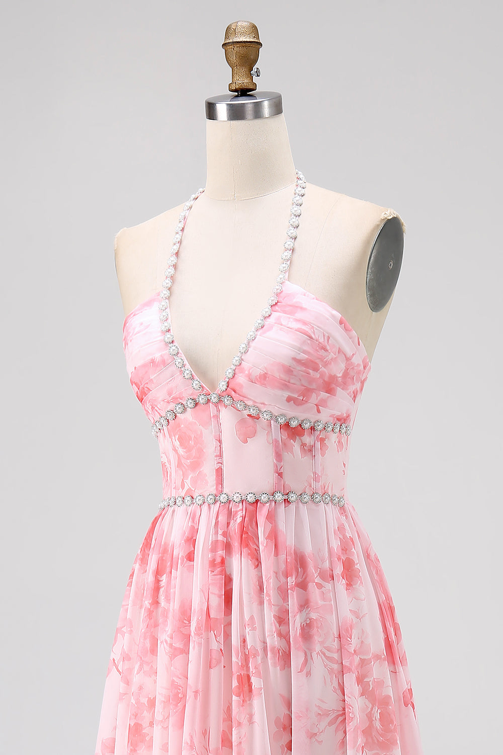 Blush Perlenbesetztes Neckholder Bedrucktes Kleid für Hochzeitsgäste mit Schlitz