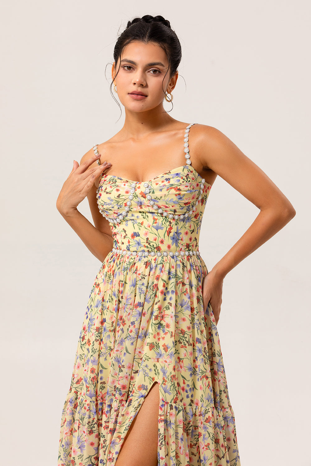 Gelbes Geblümtes Langes Brautjungfernkleid mit Perlen und Schlitz